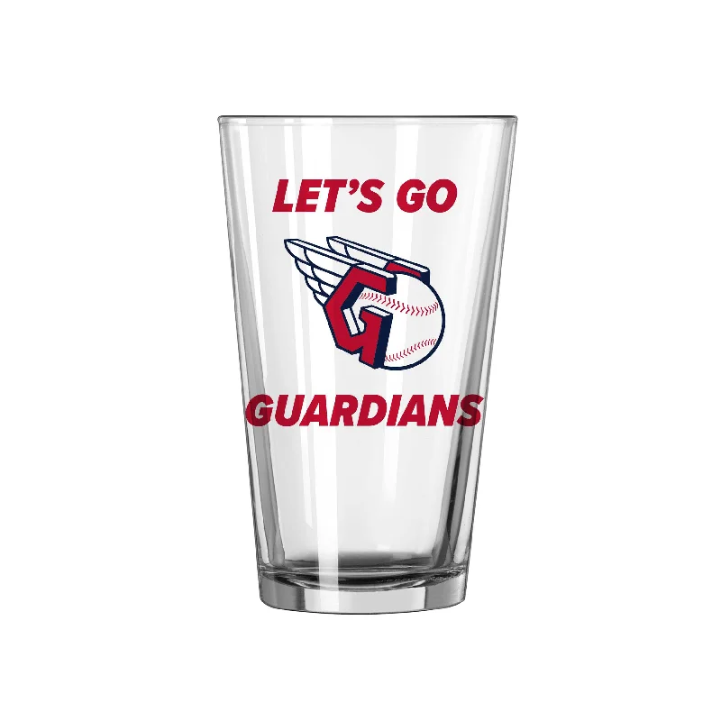 Team Mug Mom-Cleveland Guardians 16oz Slogan Pint Glass