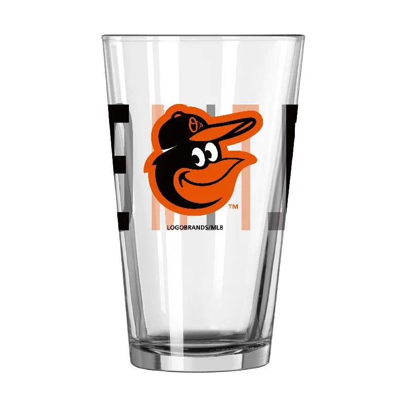 Team Mug Geometric-Baltimore Orioles 16oz Overtime Pint Glass