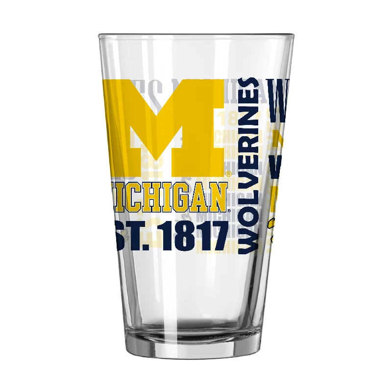 Team Mug Brown-Michigan 16oz Spirit Pint Glass